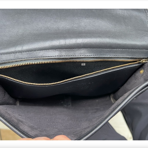COACH Vintage Large Saddle Pouch Bag in Black - Made In New York - Picture 12 of 16